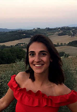 Özlem Bulgan NM Alumna