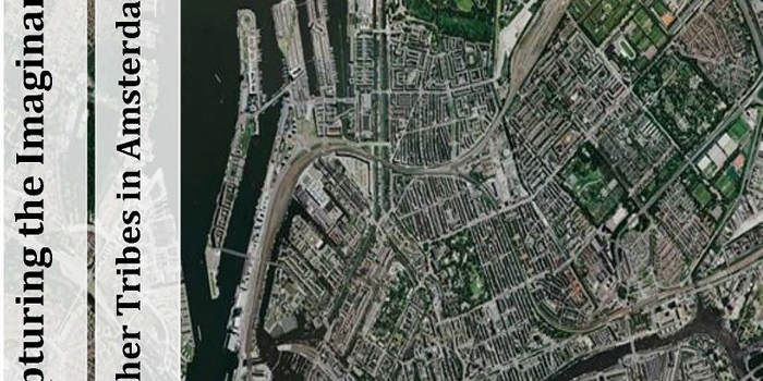 De voorkant van het proefschrift Capturing the Imaginary met daarop een satellietbeeld van Amsterdam.